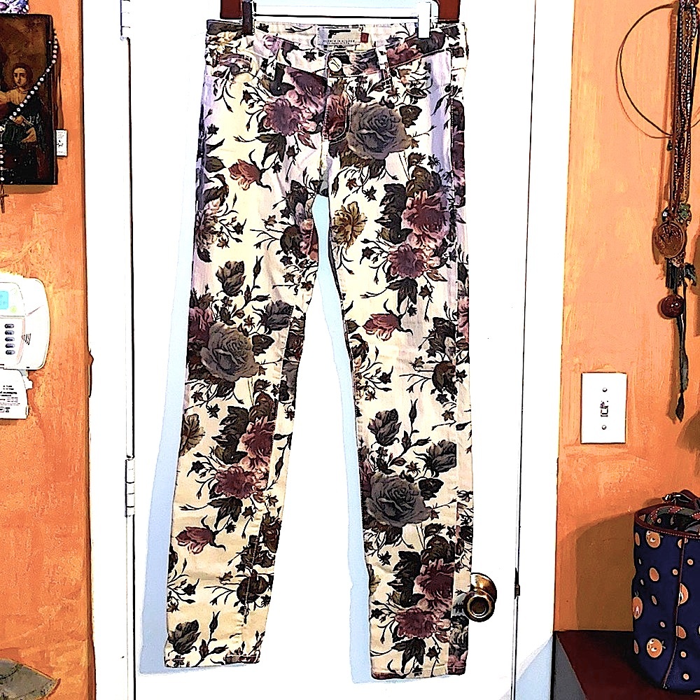 Funky White & Dusty Rose Flower Power Jeans